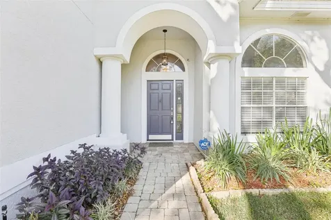 981 Piedmont Oaks Drive Apopka FL 32703