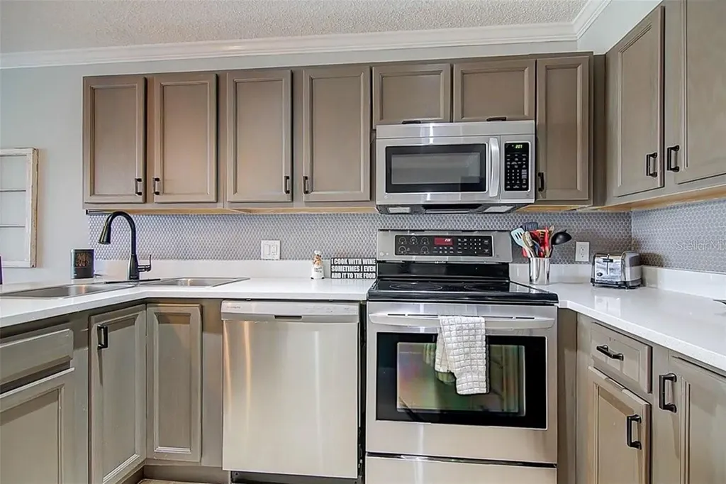 4510 El Conquistador Parkway Bradenton FL 34210