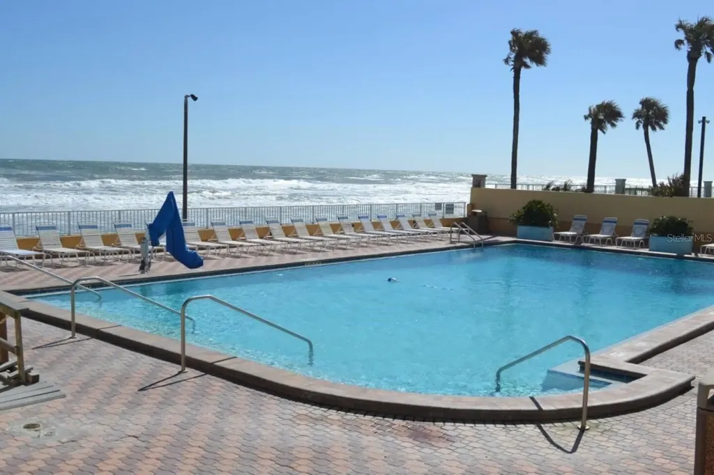 313 S Atlantic Avenue Daytona Beach FL 32118