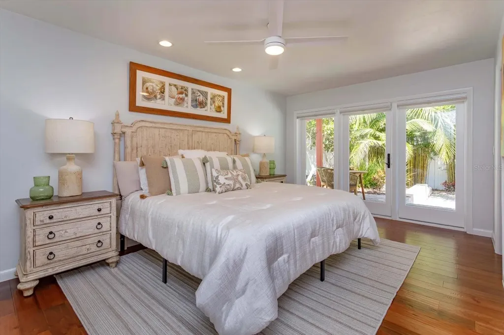 910 Locust Street New Smyrna Beach FL 32169