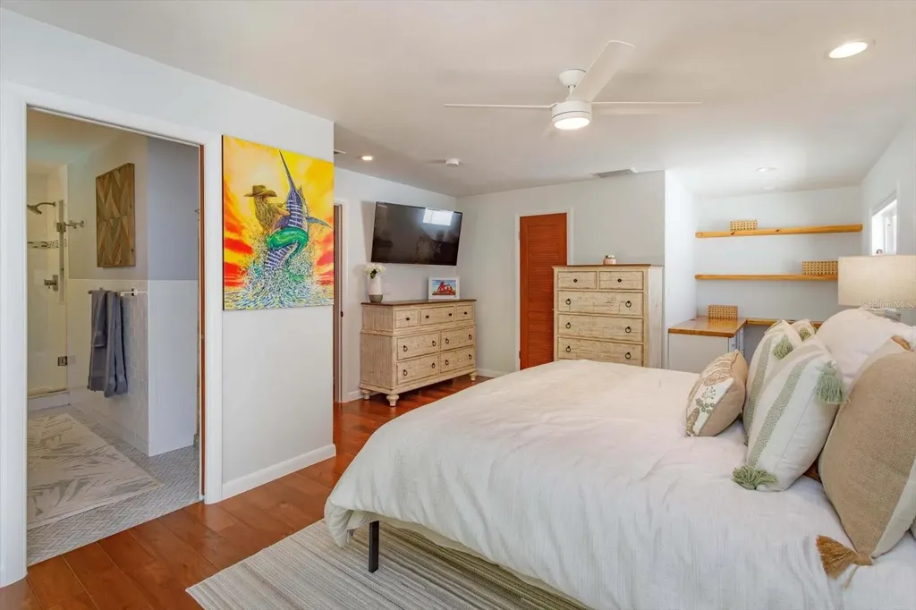 910 Locust Street New Smyrna Beach FL 32169