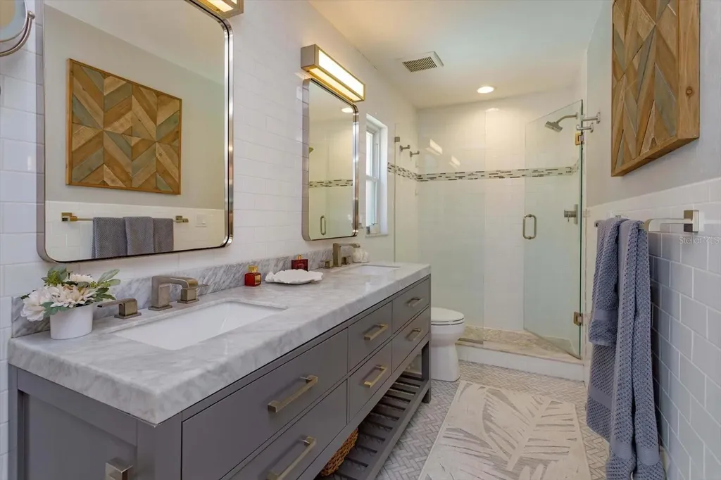 910 Locust Street New Smyrna Beach FL 32169