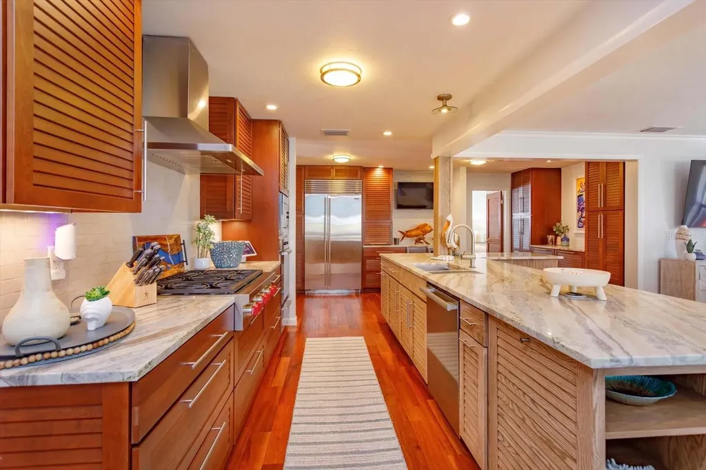 910 Locust Street New Smyrna Beach FL 32169