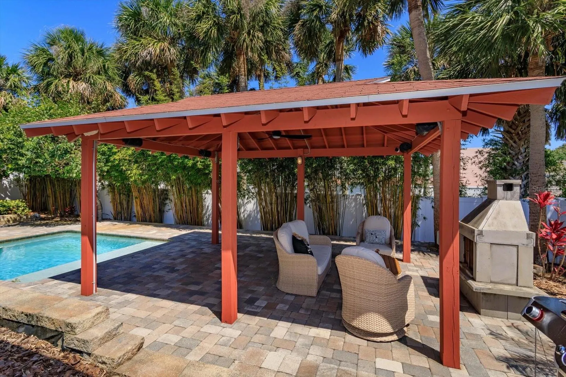 910 Locust Street New Smyrna Beach FL 32169