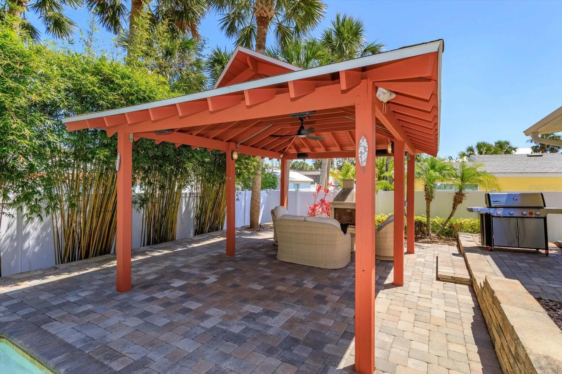 910 Locust Street New Smyrna Beach FL 32169