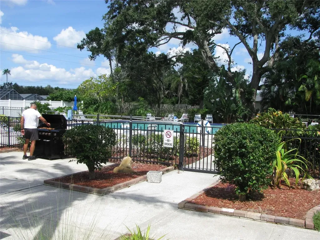 7461 W Country Club Drive N Sarasota FL 34243
