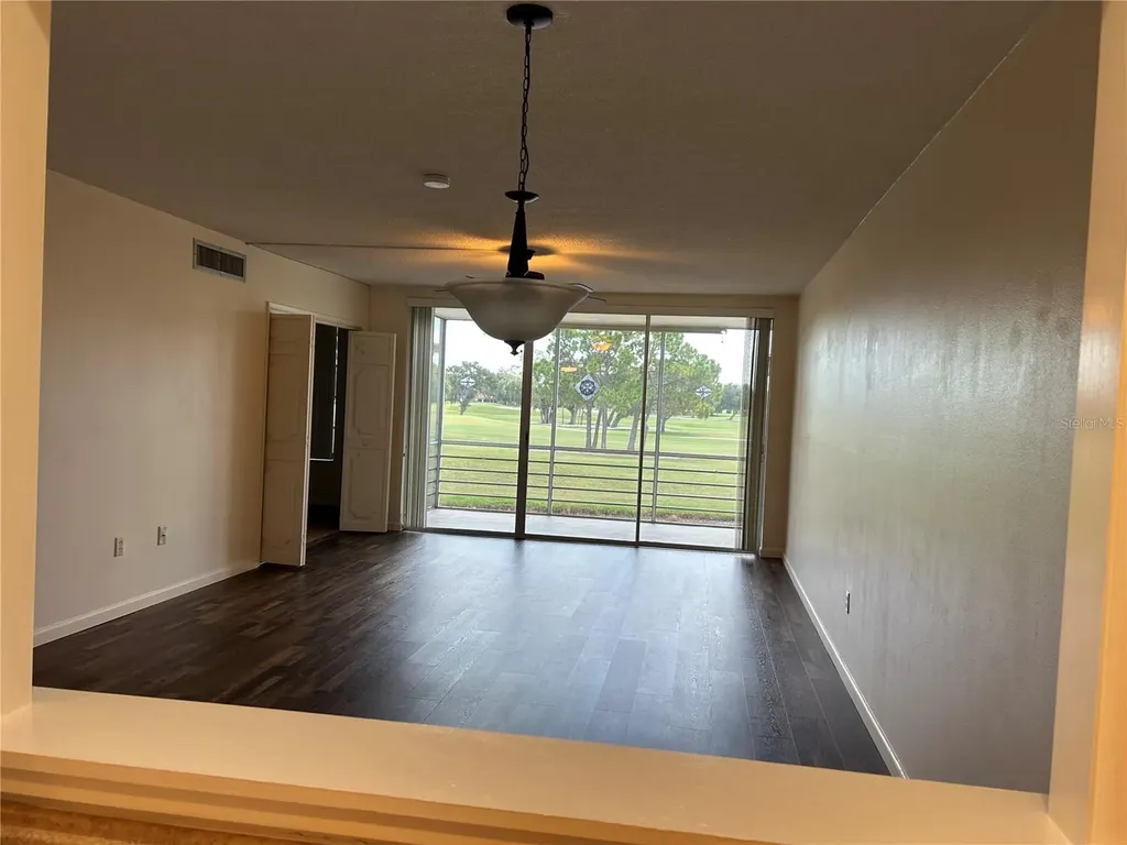 7461 W Country Club Drive N Sarasota FL 34243