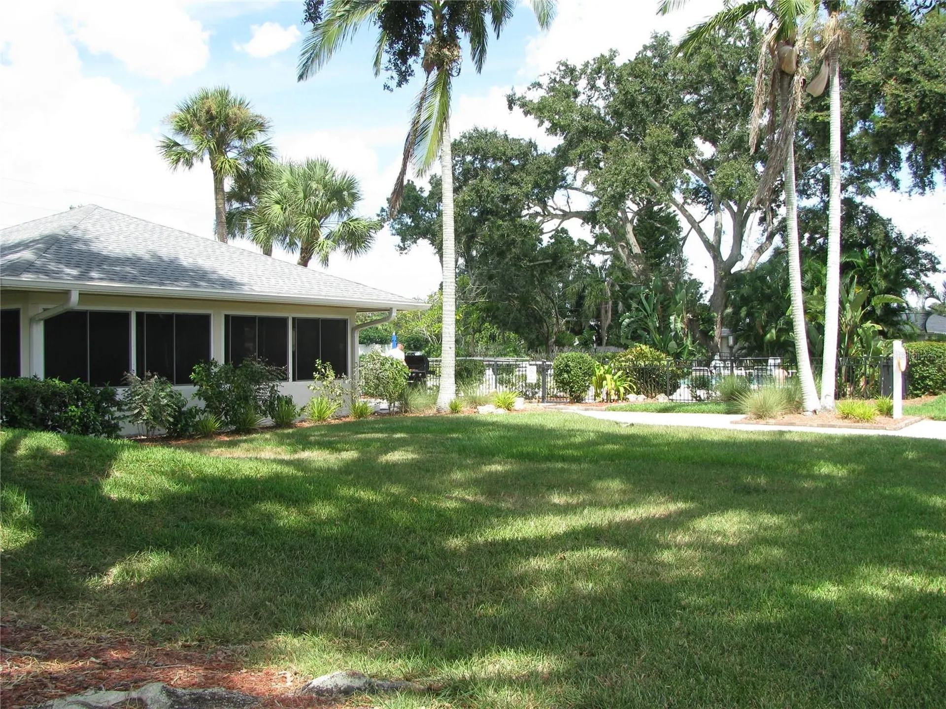 7461 W Country Club Drive N Sarasota FL 34243