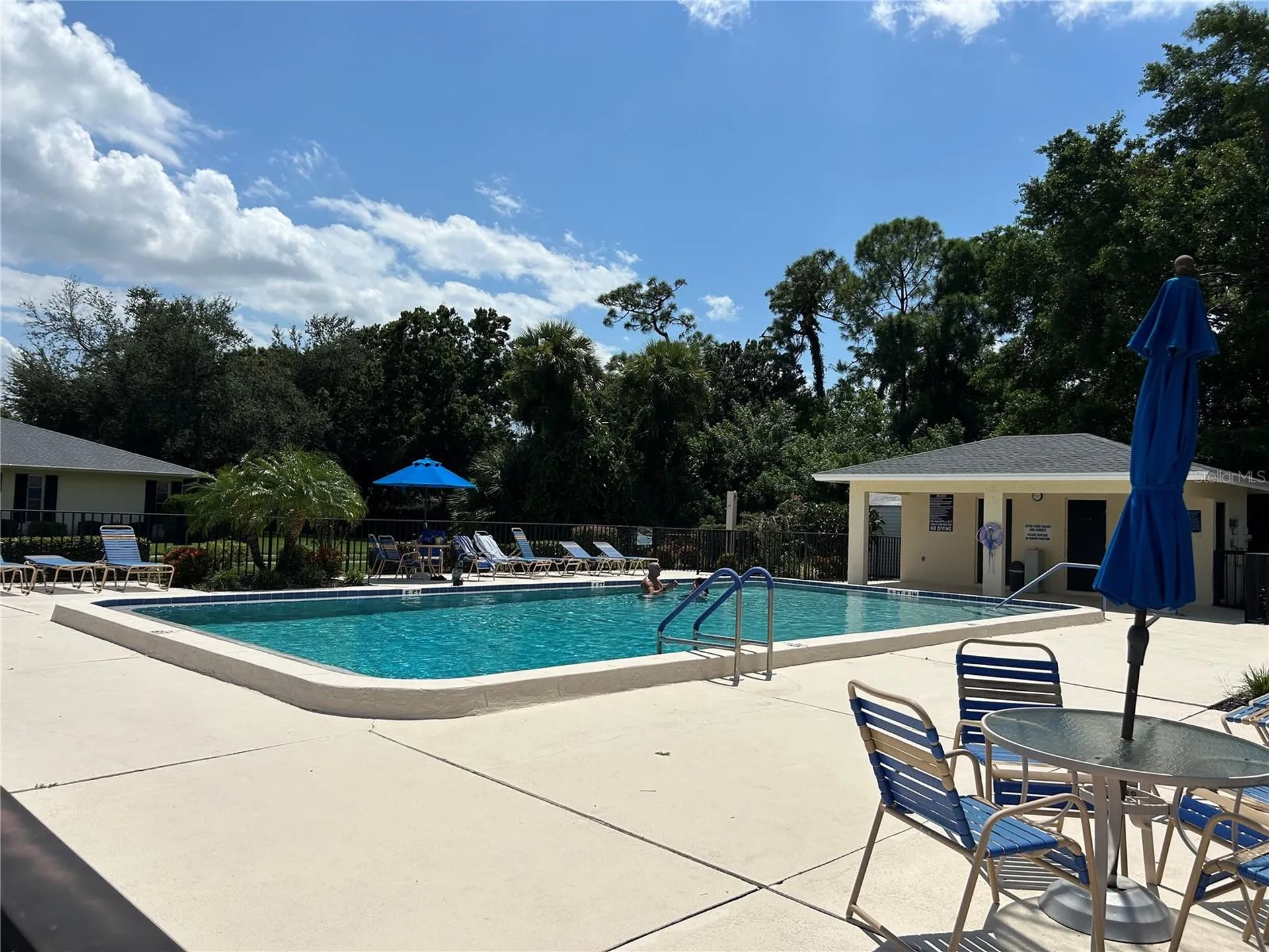 7461 W Country Club Drive N Sarasota FL 34243