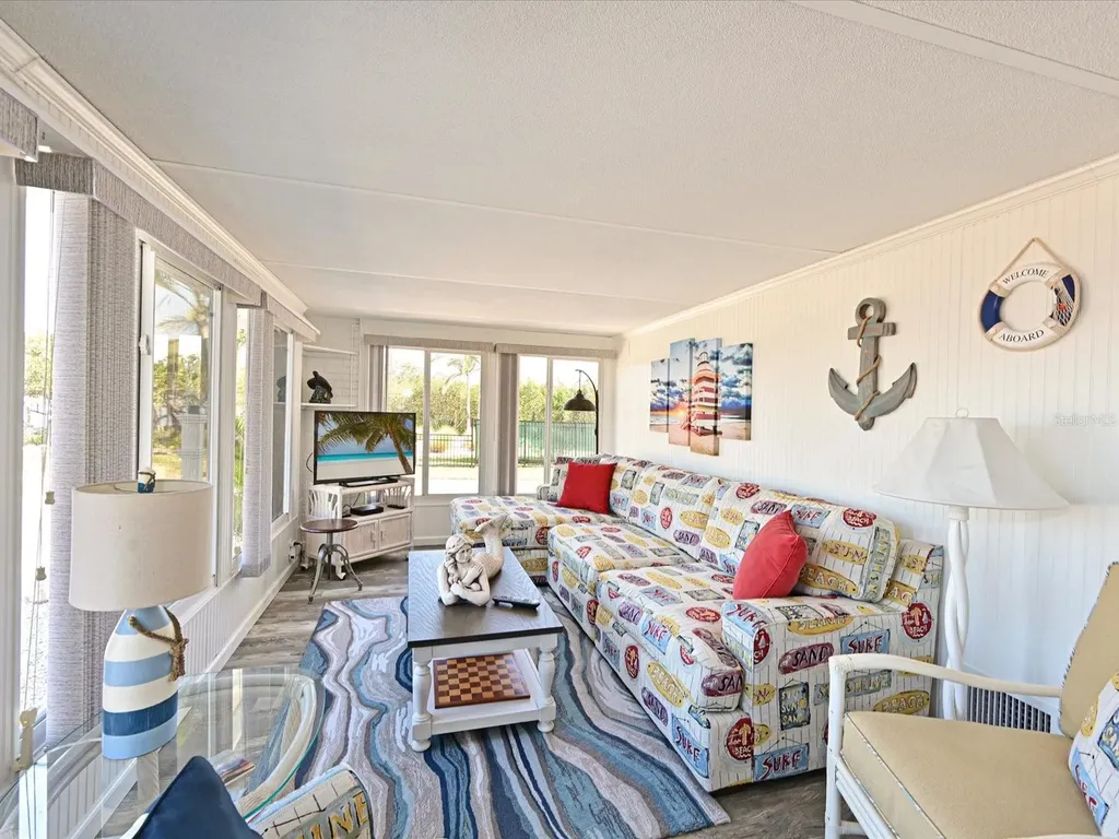 2107 Palma Sola Boulevard Bradenton FL 34209