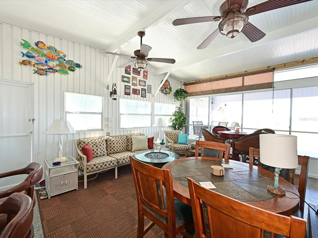 2107 Palma Sola Boulevard Bradenton FL 34209