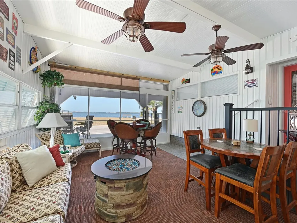 2107 Palma Sola Boulevard Bradenton FL 34209