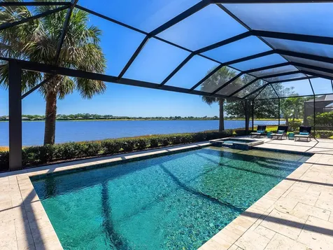 7864 Grande Shores Drive Sarasota FL 34240