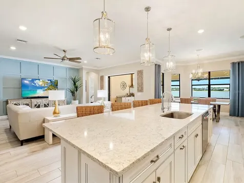 7864 Grande Shores Drive Sarasota FL 34240