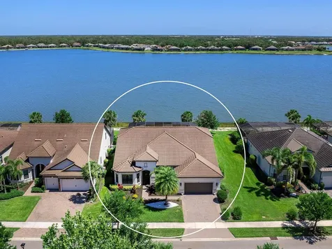 7864 Grande Shores Drive Sarasota FL 34240