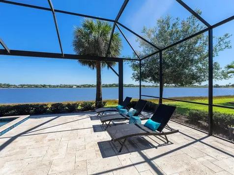 7864 Grande Shores Drive Sarasota FL 34240