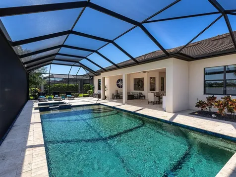 7864 Grande Shores Drive Sarasota FL 34240