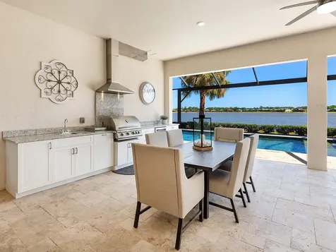 7864 Grande Shores Drive Sarasota FL 34240