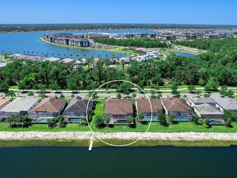 7864 Grande Shores Drive Sarasota FL 34240