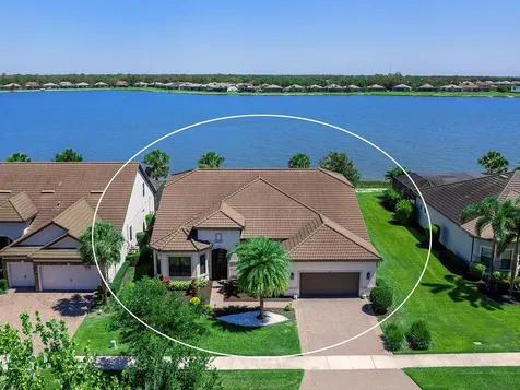 7864 Grande Shores Drive Sarasota FL 34240