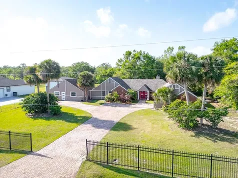 2836 S Stewart Street Kissimmee FL 34746