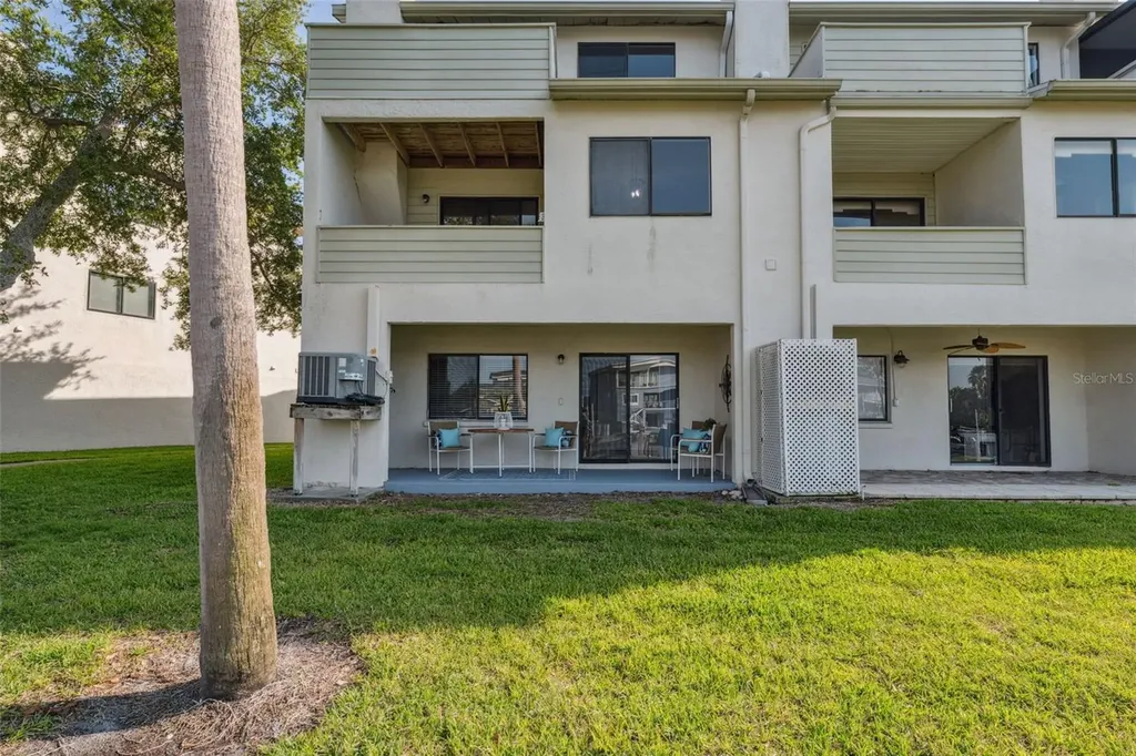 2387 Hanover Drive Dunedin FL 34698