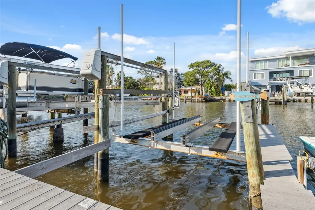 2387 Hanover Drive Dunedin FL 34698