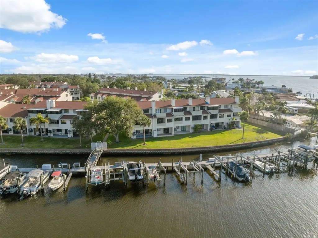 2387 Hanover Drive Dunedin FL 34698