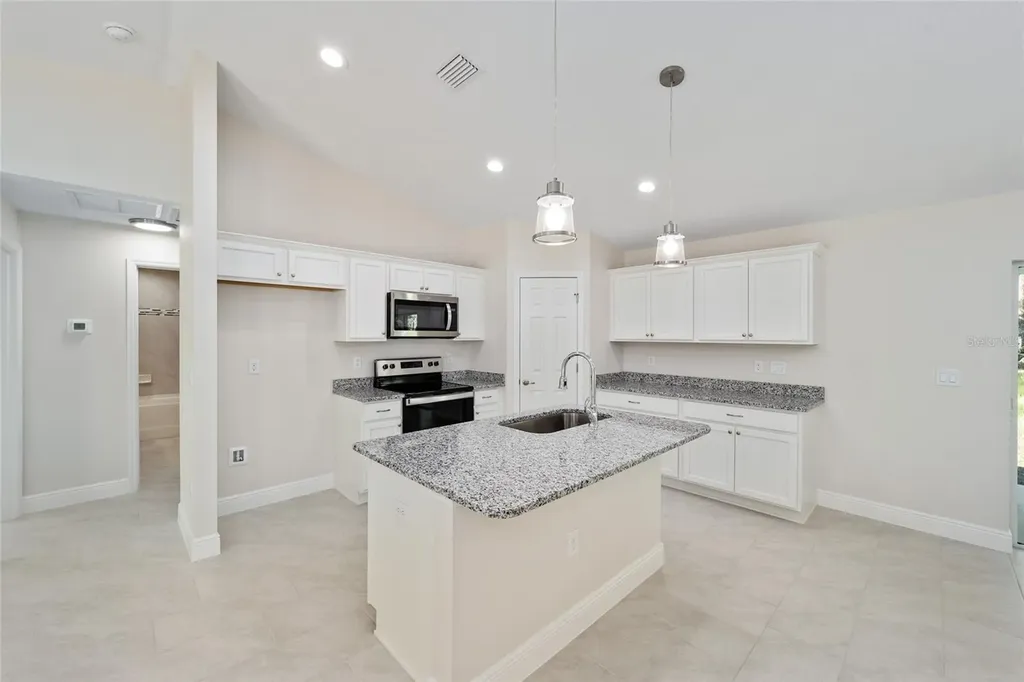 2398 W Devon Drive Citrus Springs FL 34434