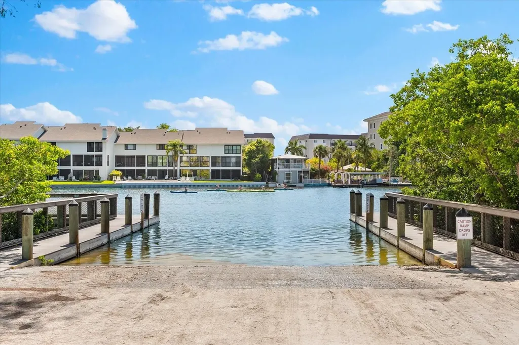 5019 Commonwealth Drive Sarasota FL 34242