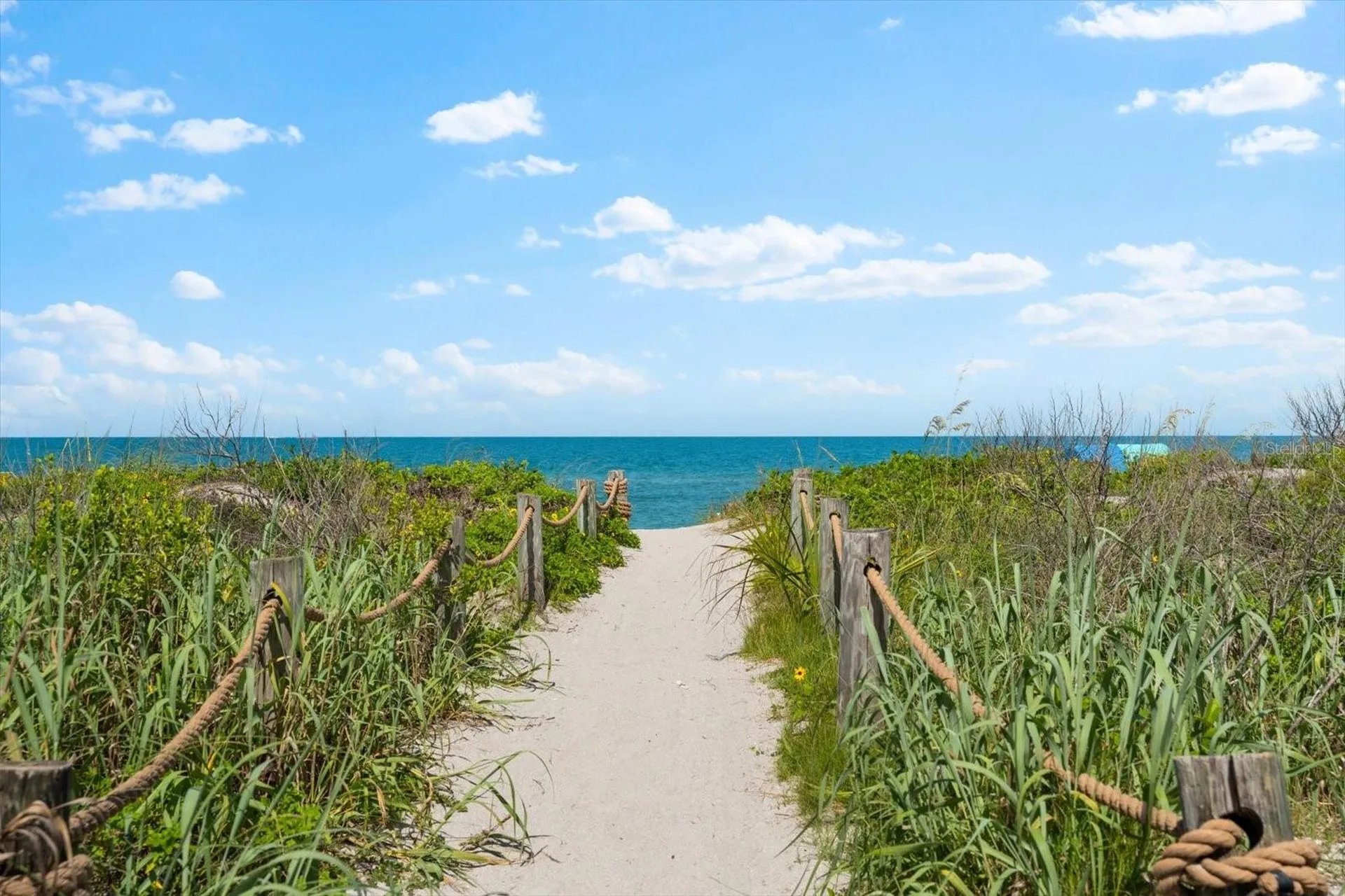 5019 Commonwealth Drive Sarasota FL 34242