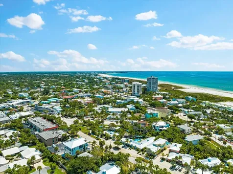 5019 Commonwealth Drive Sarasota FL 34242