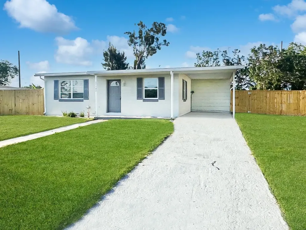 21042 Gladis Avenue Port Charlotte FL 33952