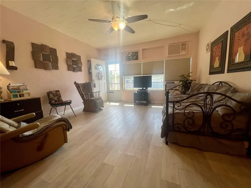 4001 58th Street N Kenneth City FL 33709