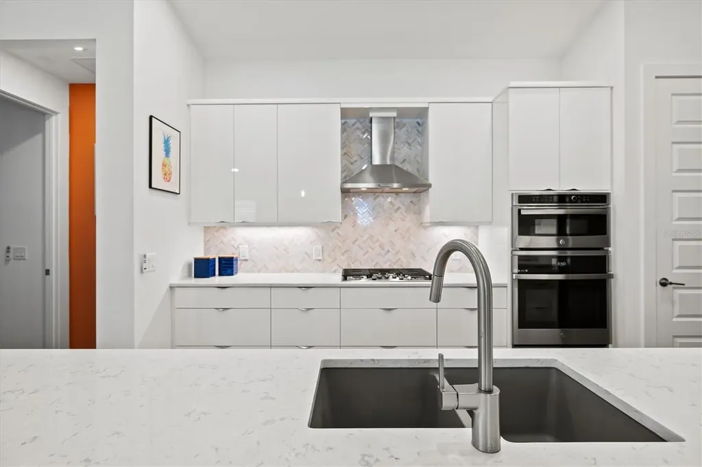 8107 Slipway Drive Sarasota FL 34240