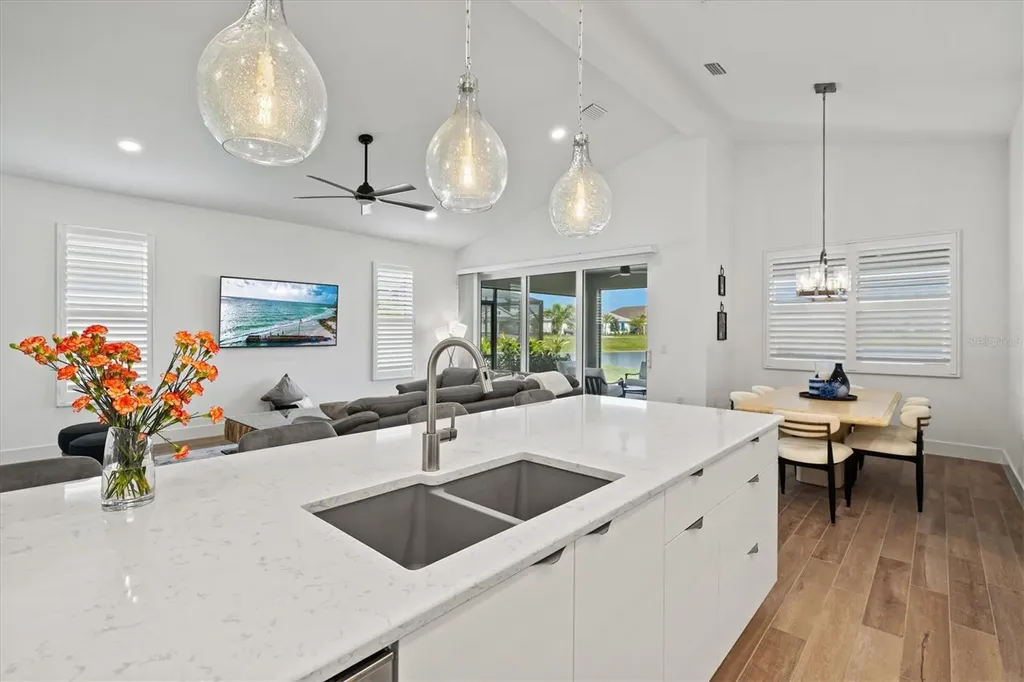 8107 Slipway Drive Sarasota FL 34240
