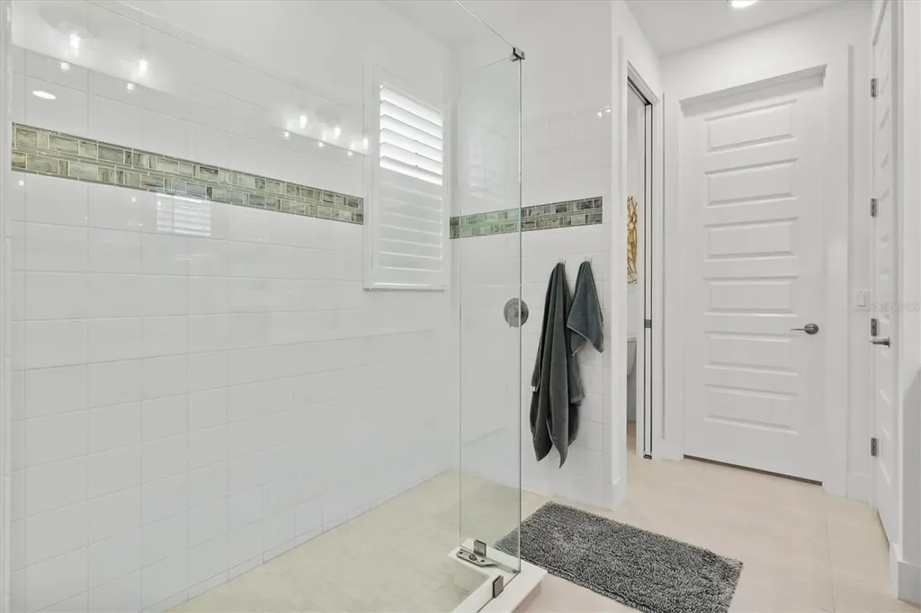 8107 Slipway Drive Sarasota FL 34240