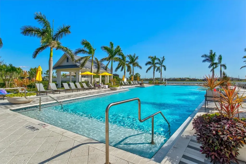 8107 Slipway Drive Sarasota FL 34240
