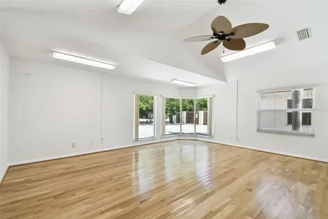 670 2nd Street N Safety Harbor FL 34695