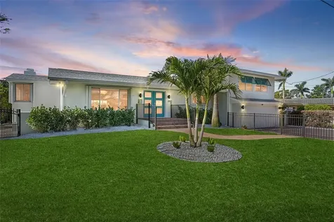 442 22nd Avenue SE St Petersburg FL 33705