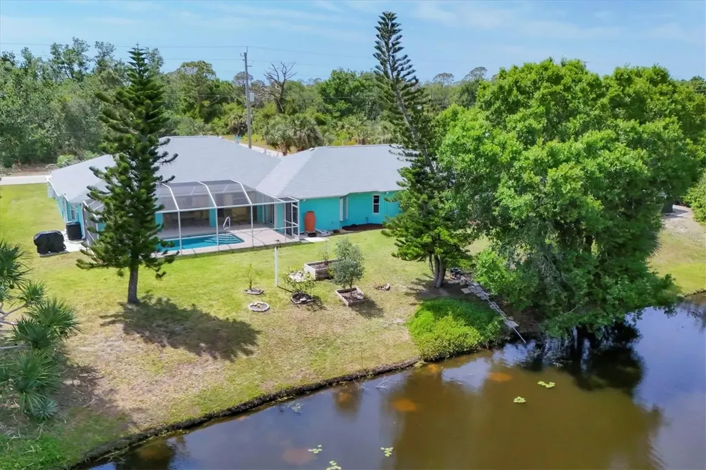 6062 Spinnaker Boulevard Englewood FL 34224