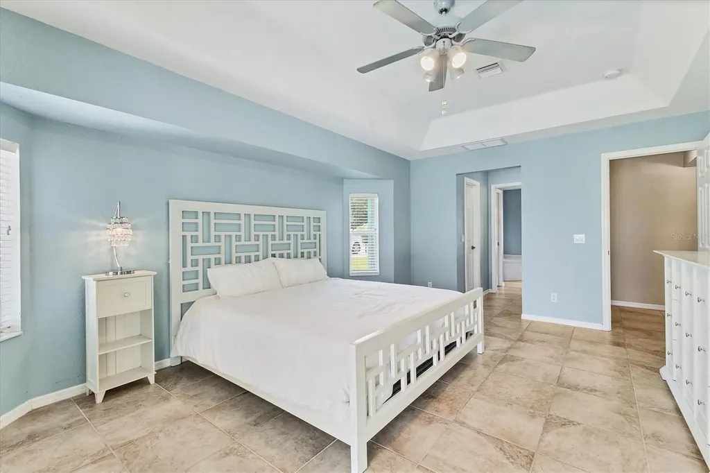 6062 Spinnaker Boulevard Englewood FL 34224