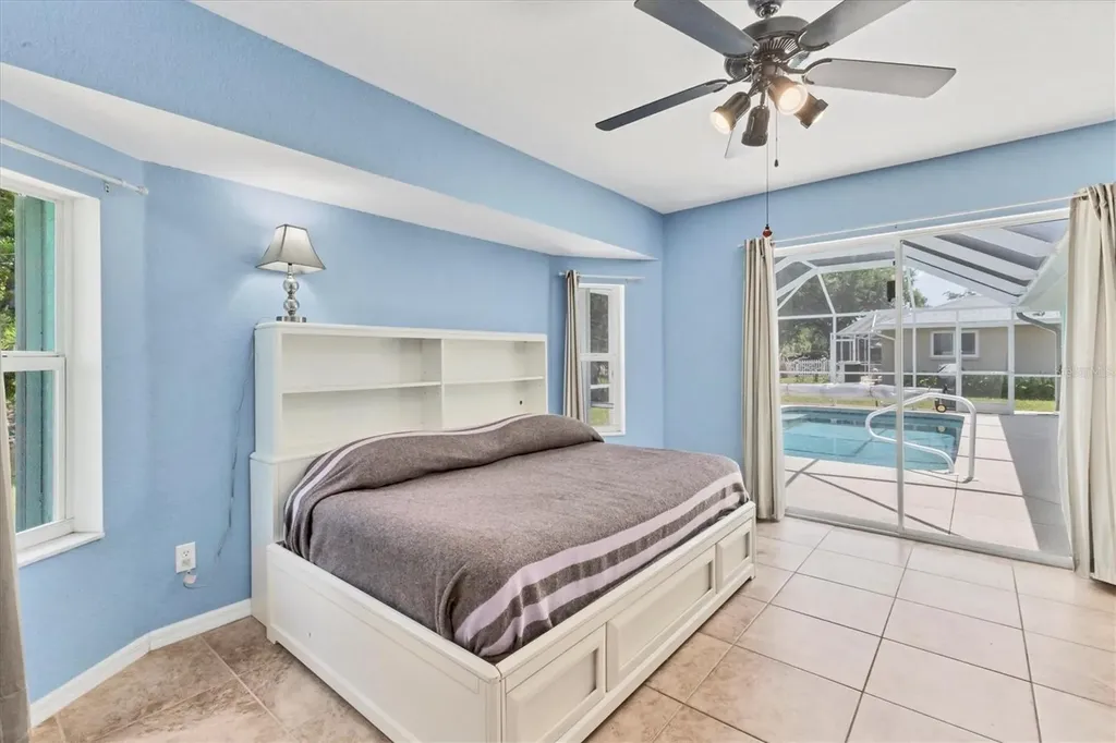 6062 Spinnaker Boulevard Englewood FL 34224