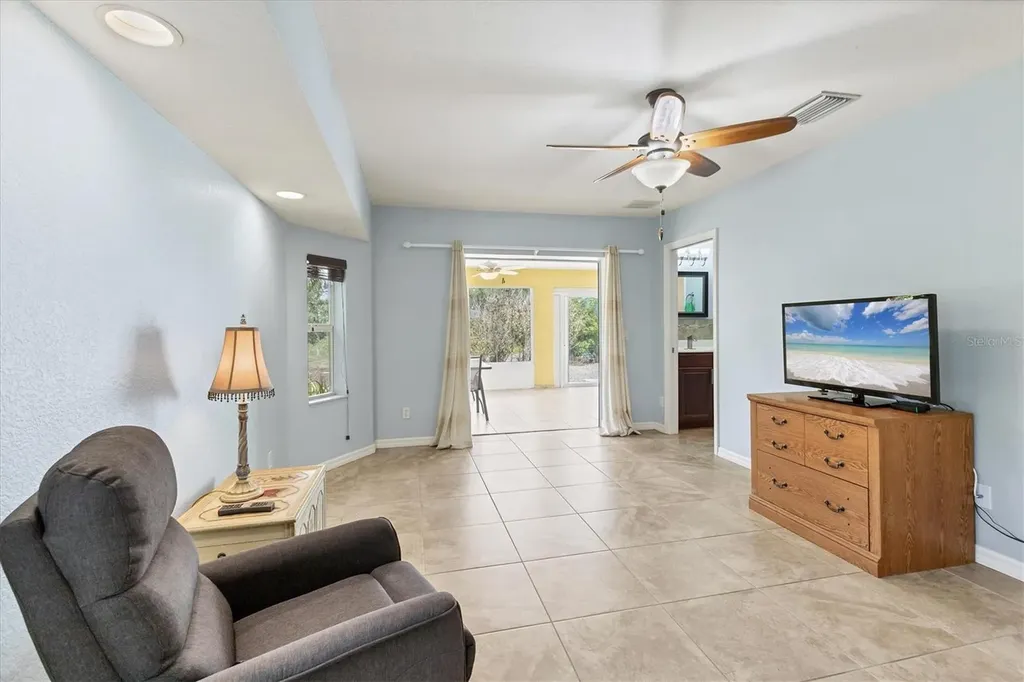 6062 Spinnaker Boulevard Englewood FL 34224