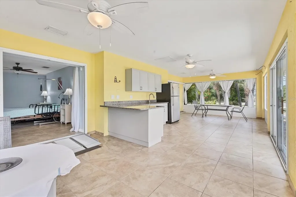 6062 Spinnaker Boulevard Englewood FL 34224