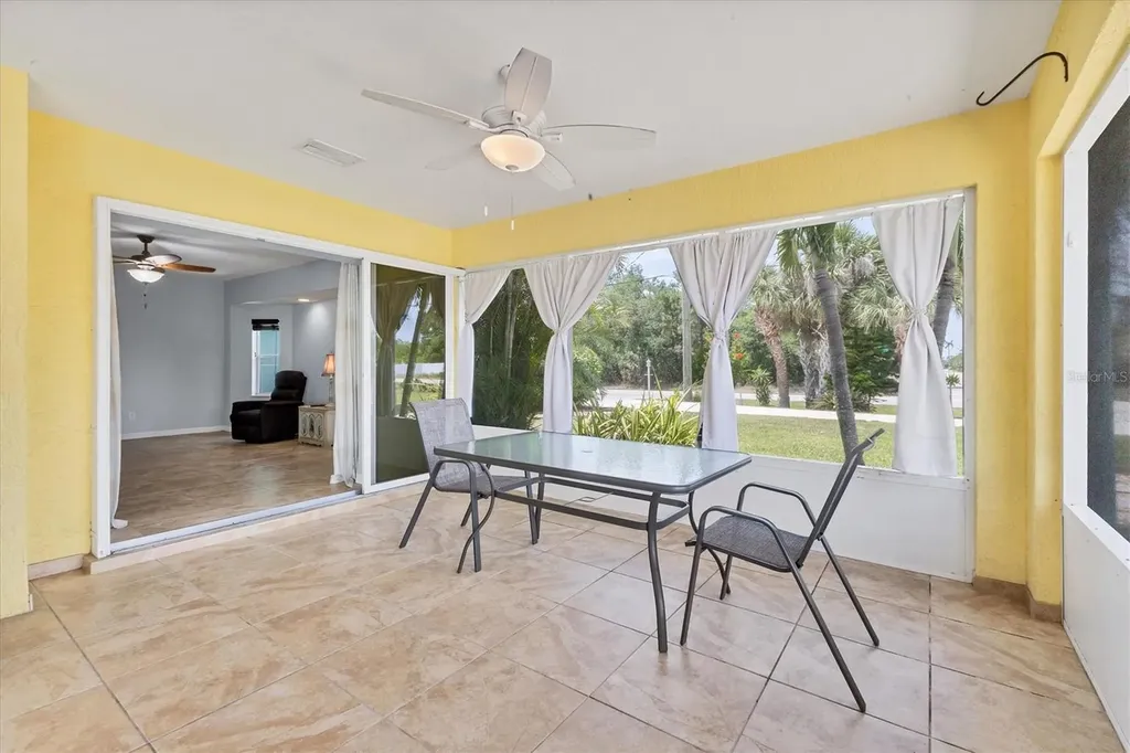6062 Spinnaker Boulevard Englewood FL 34224