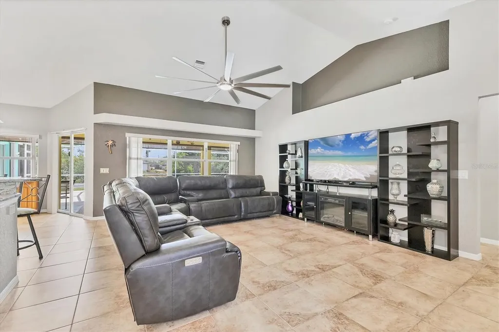 6062 Spinnaker Boulevard Englewood FL 34224