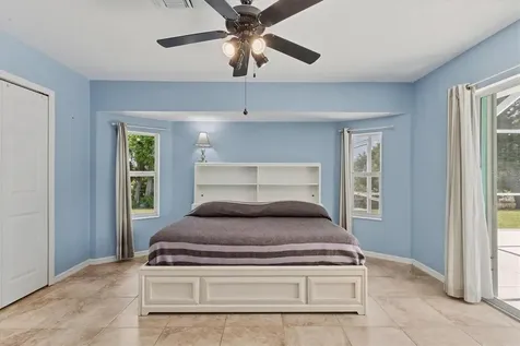 6062 Spinnaker Boulevard Englewood FL 34224