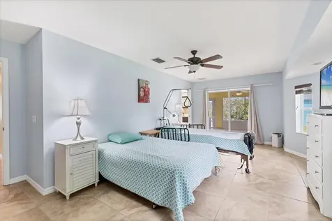 6062 Spinnaker Boulevard Englewood FL 34224