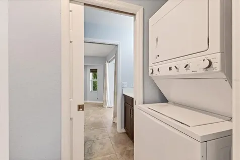 6062 Spinnaker Boulevard Englewood FL 34224